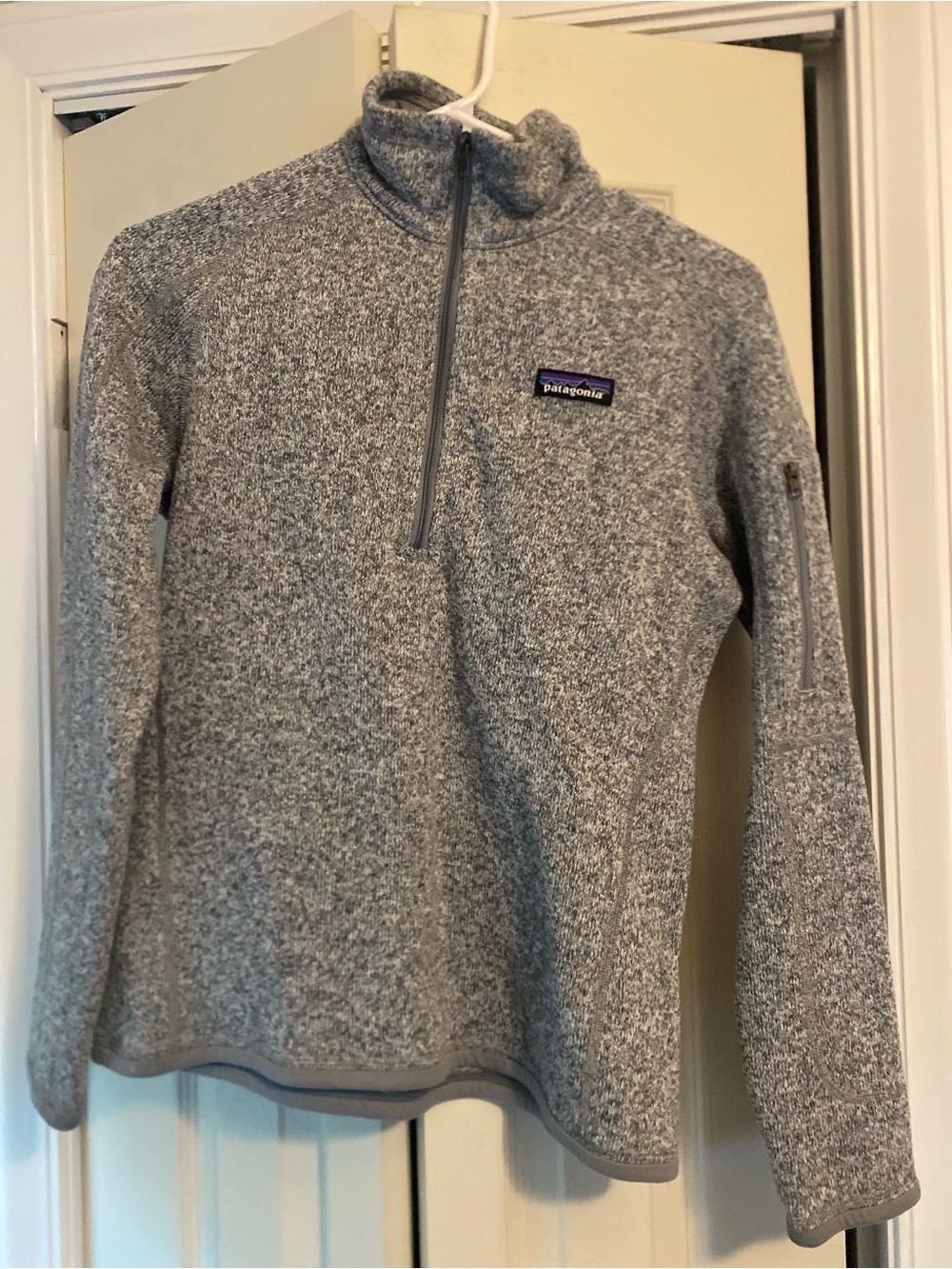 Patagonia Heather Gray Pullover with Signature Logo